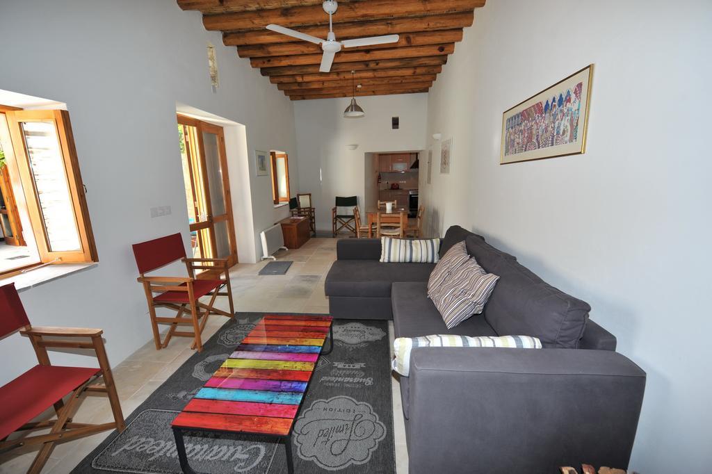 Отель Annis House Lefkara Экстерьер фото