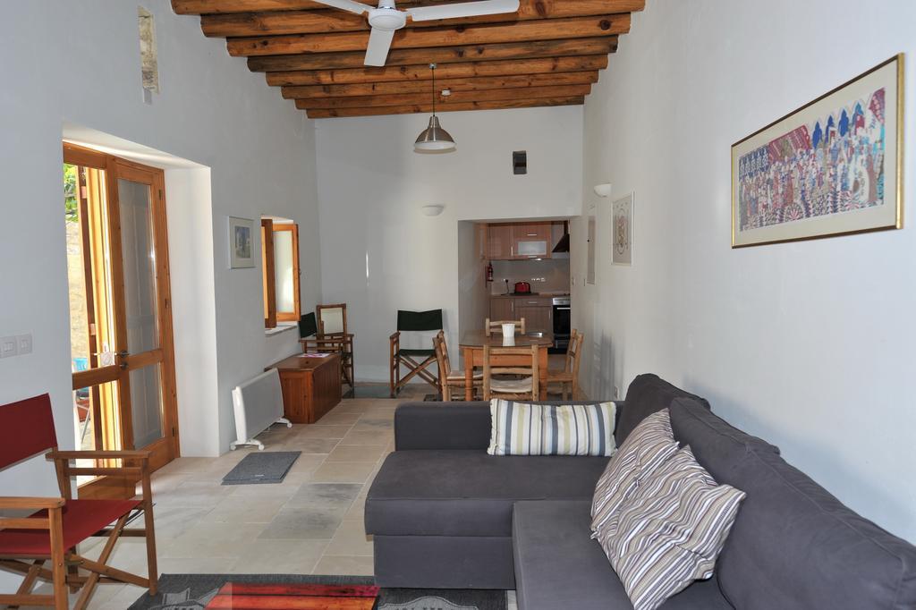 Отель Annis House Lefkara Экстерьер фото